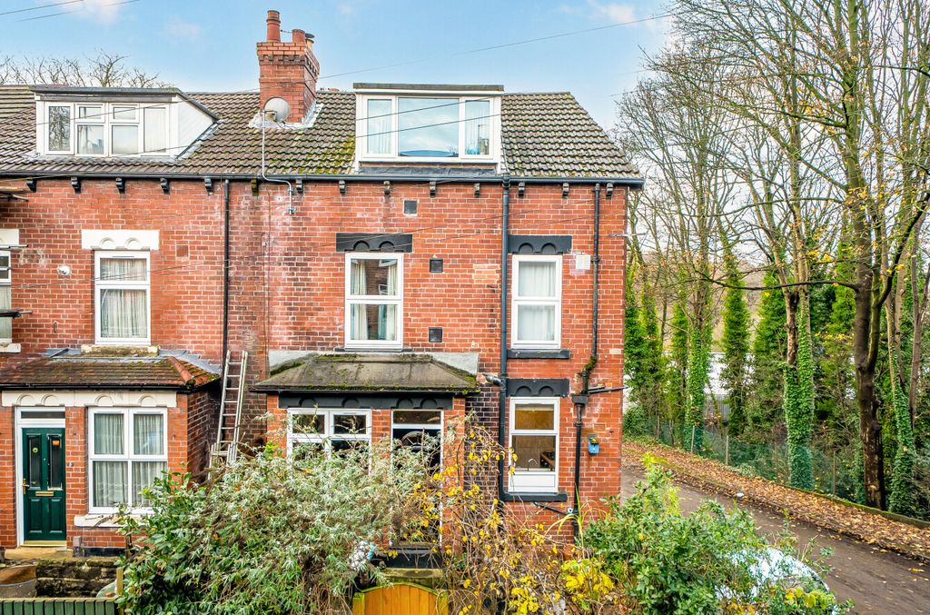 Property photo 1 of 22 Front