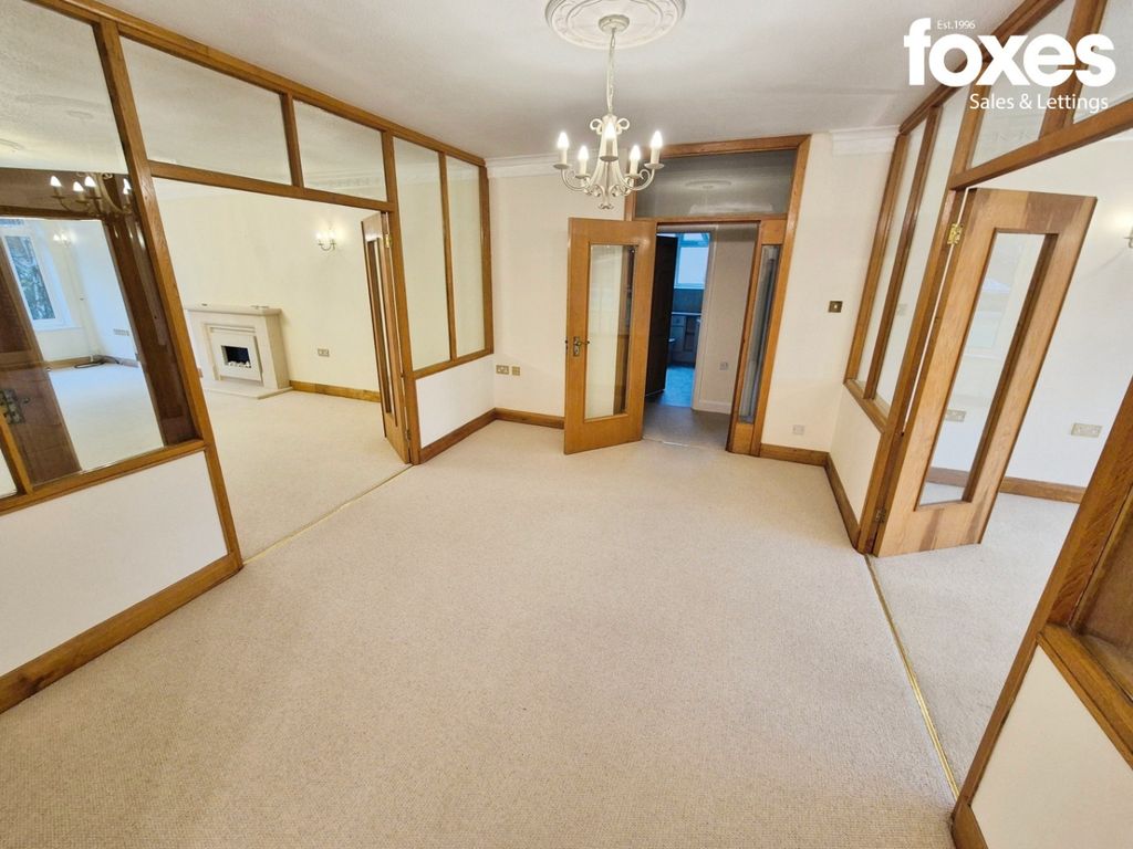 Property photo 2 of 19 2267192