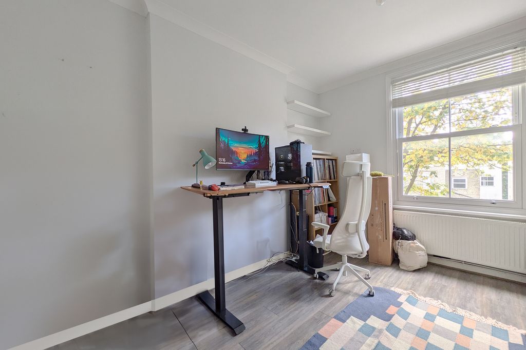 Property photo 3 of 8