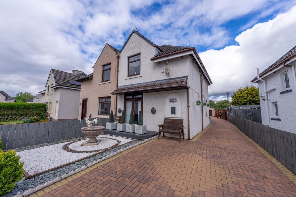Property photo 1 of 46 2 Bedroom Semi-Detached For Sale