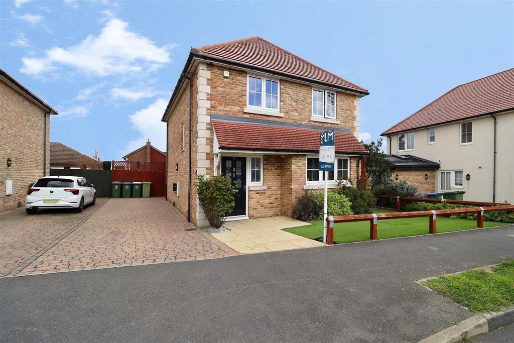 Property photo 1 of 22 Front