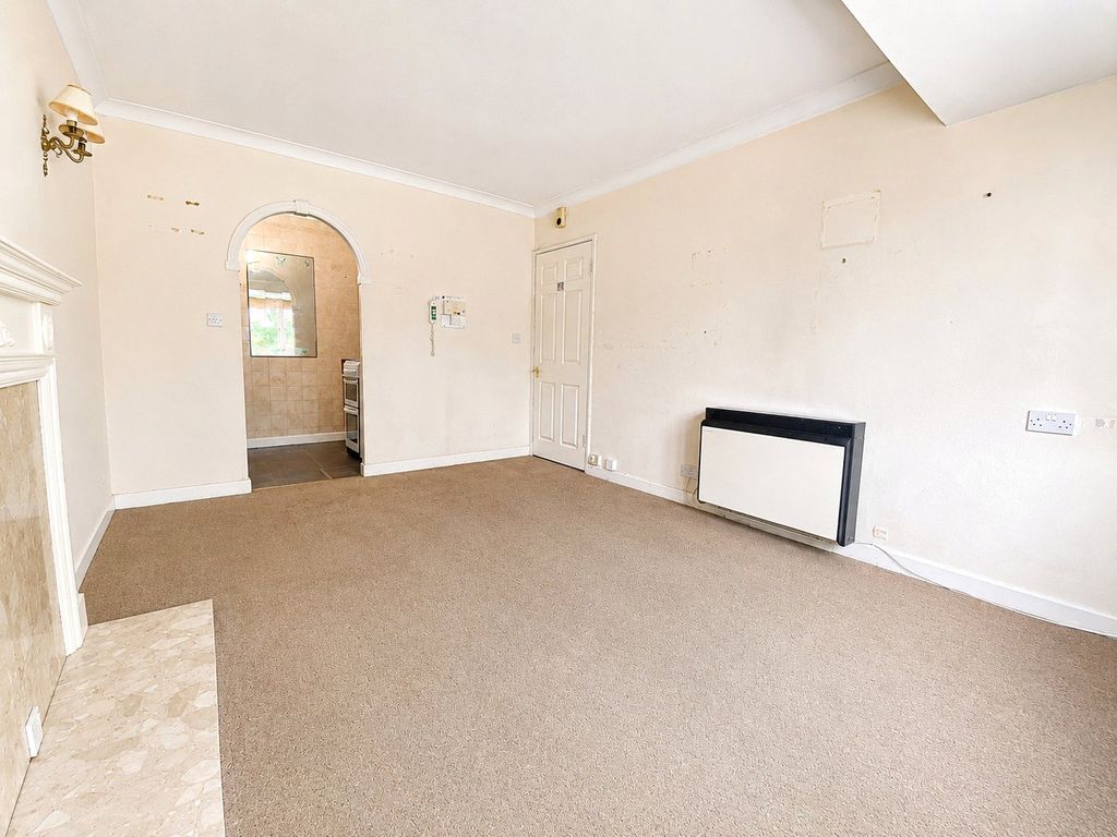 Property photo 2 of 7 Picture No. 22
