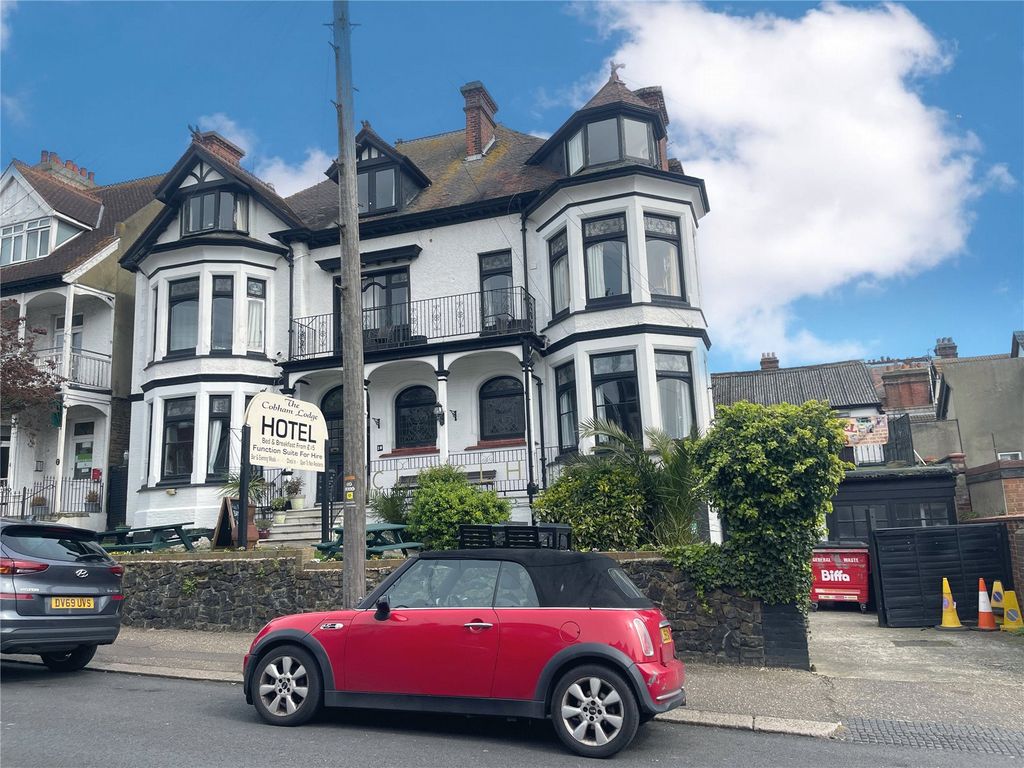 Property photo 1 of 19 Picture No. 24