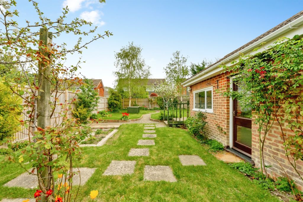 Property photo 2 of 18