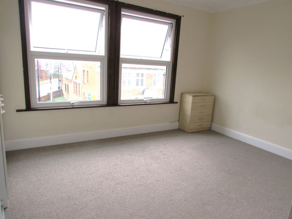 Property photo 2 of 6 Gallery