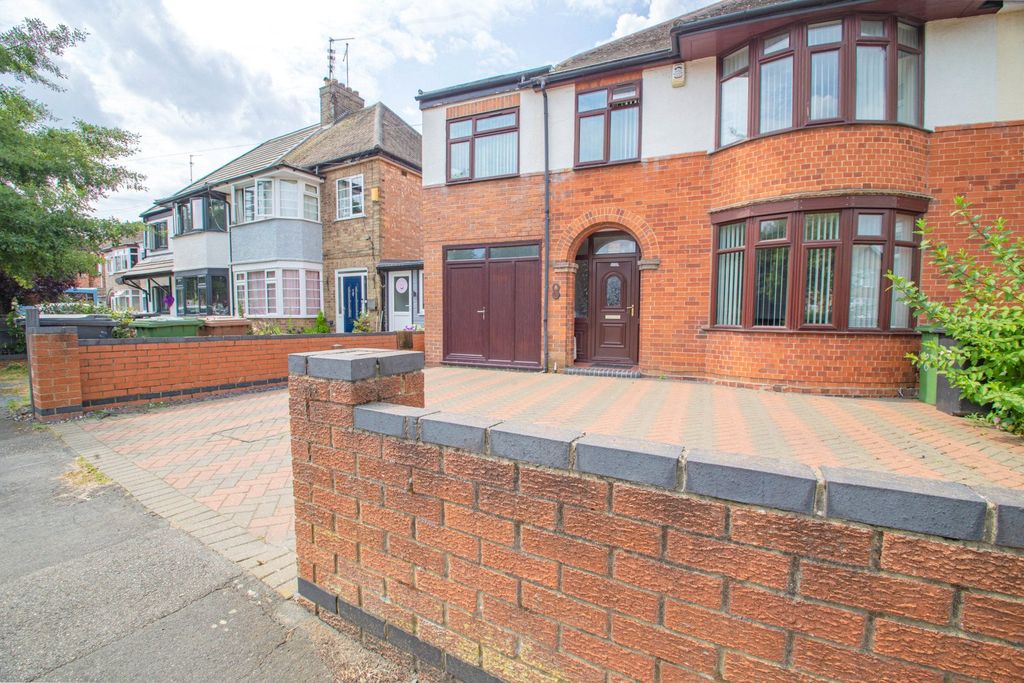 Property photo 1 of 32 Picture No. 20