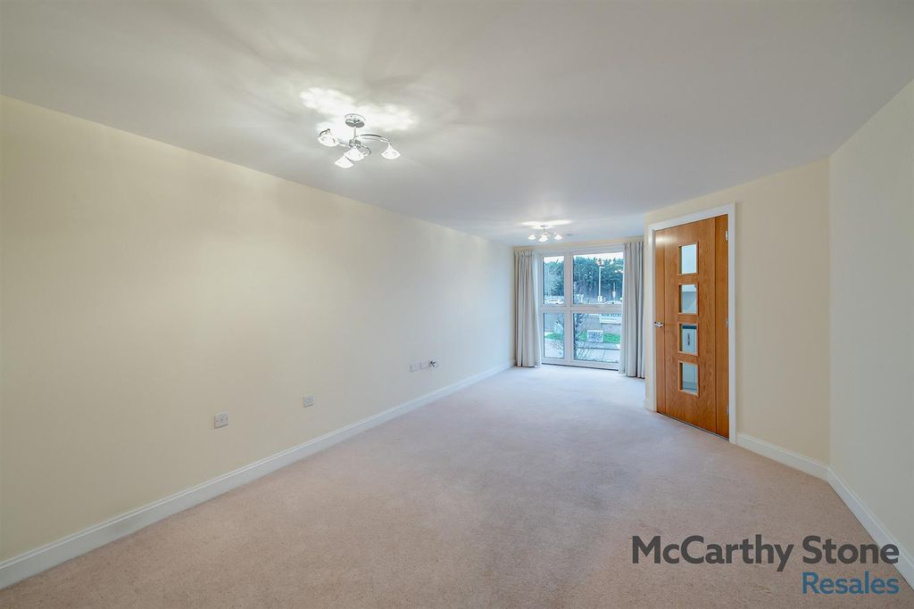 Property photo 3 of 21 Living Room: