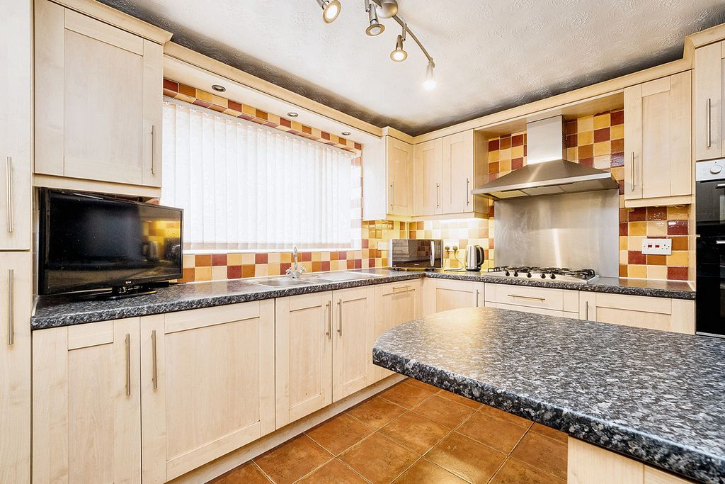 Additional image 8 of 4 bed detached house for saleAdvice Avenue, Grays RM16