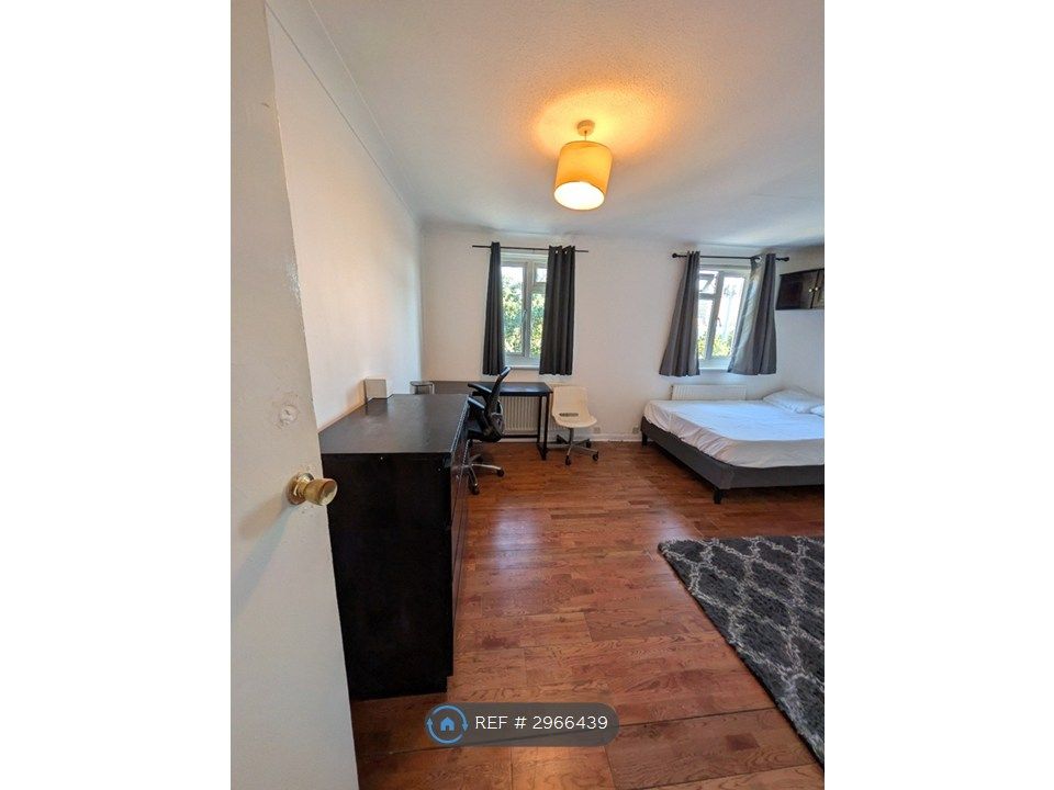 Property photo 2 of 12 Main - Top Floor Bedroom