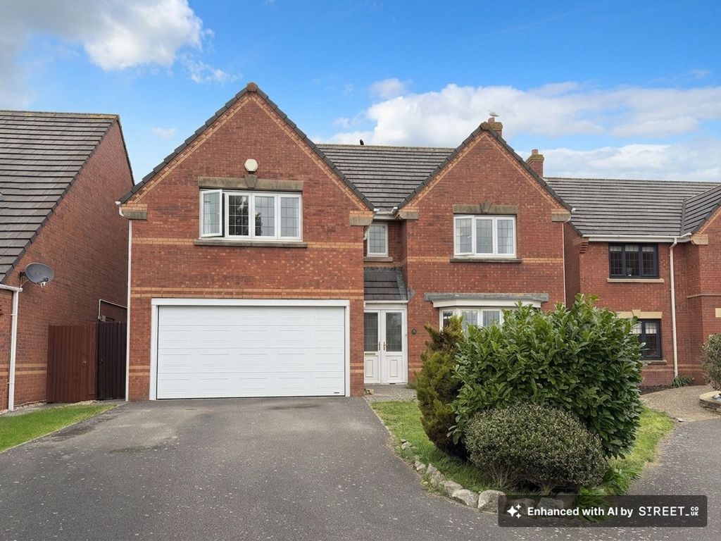 Property photo 1 of 30