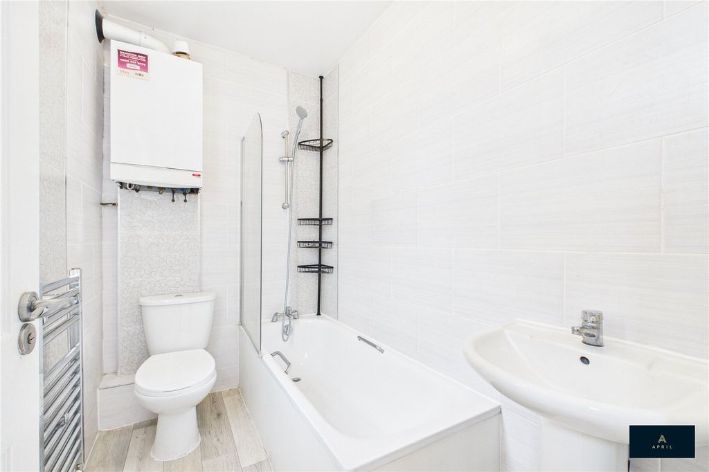 Property photo 3 of 13 Picture No. 05