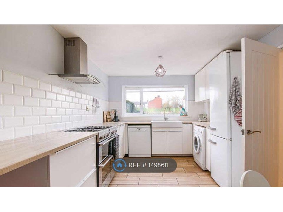 3 bed terraced house to rent All Saints