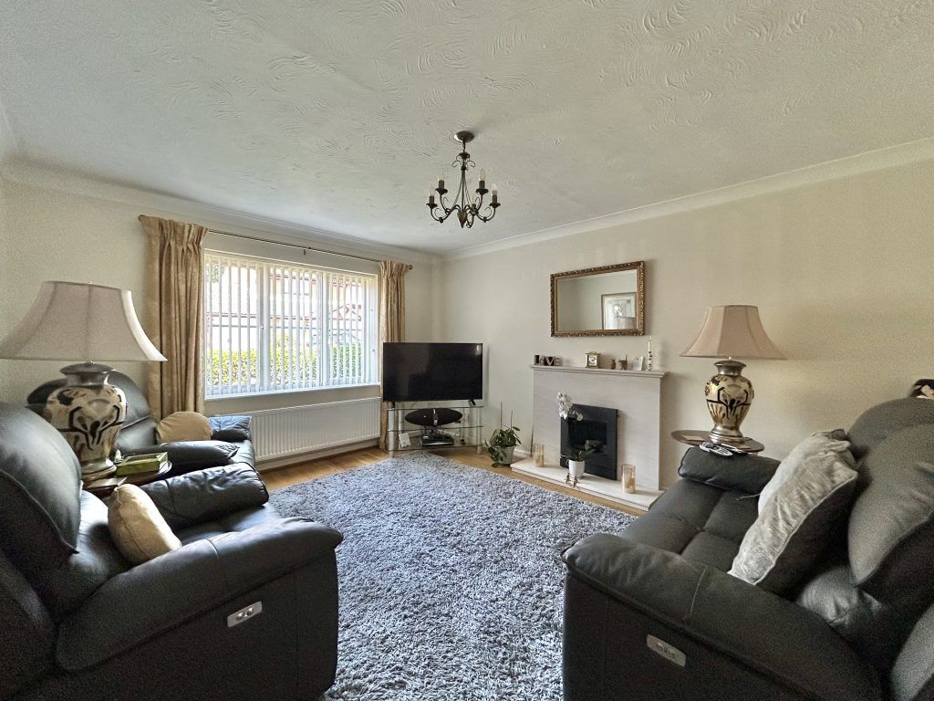 Property photo 3 of 19