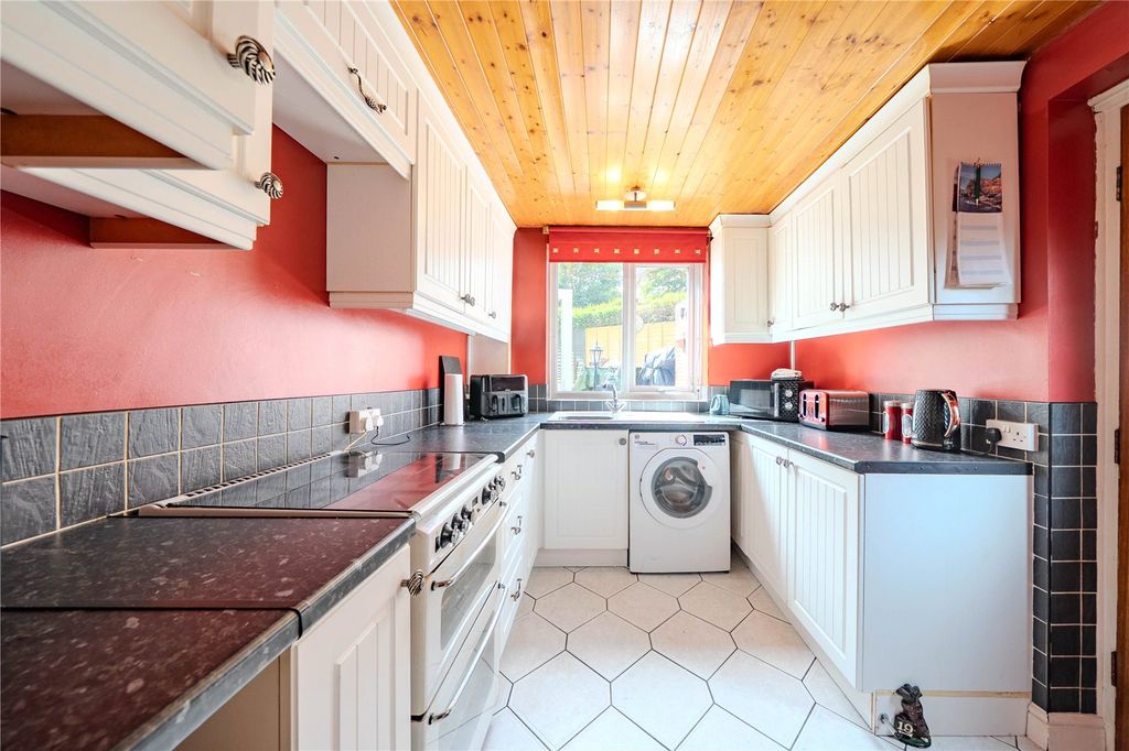 Property photo 3 of 17 Picture No. 01