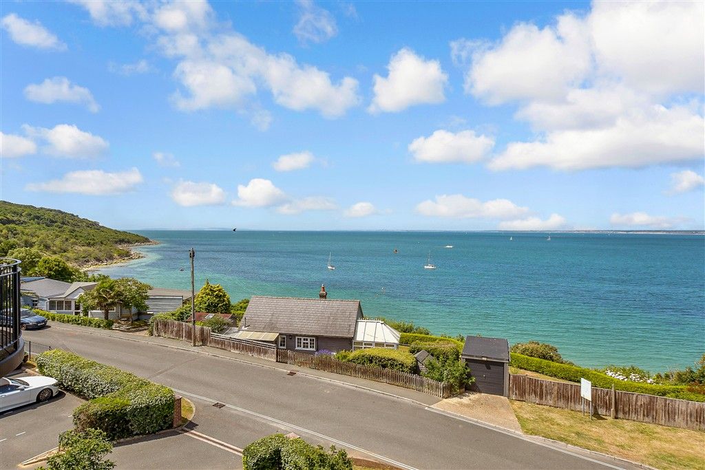 Property photo 1 of 15 Views To Front