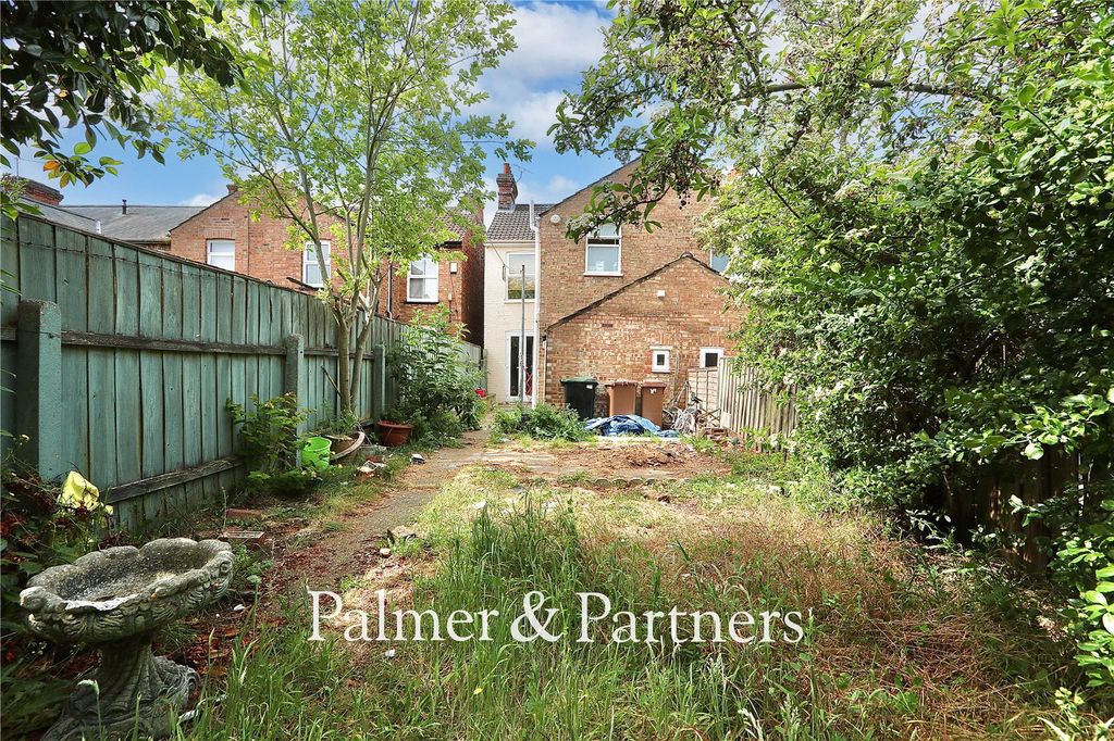 Property photo 2 of 11 Picture No. 04
