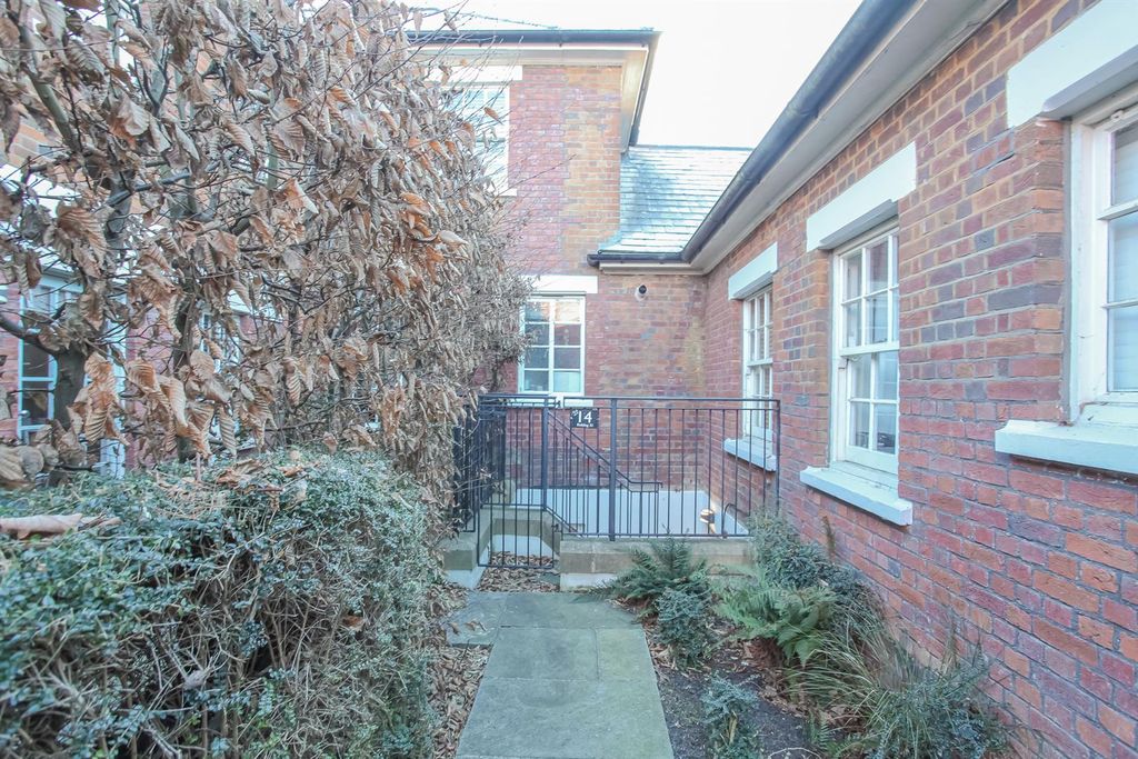 Property photo 2 of 11 Img_4103.Jpg