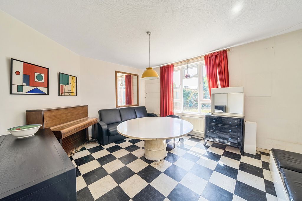 Property photo 2 of 18 1311499-3-6852B34...