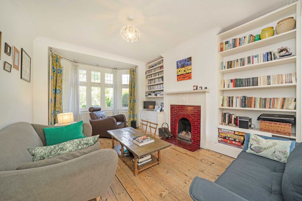 Property photo 1 of 10