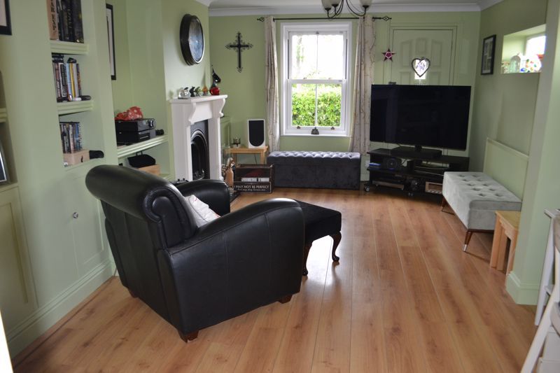 Property photo 2 of 10 Living Room