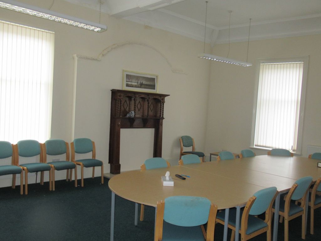 Property photo 3 of 8 Internal