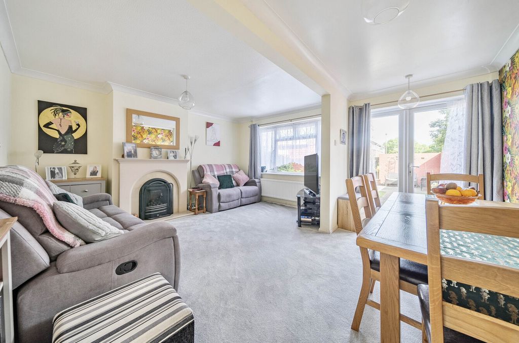 Property photo 2 of 13 1300175-18-6839Ec...