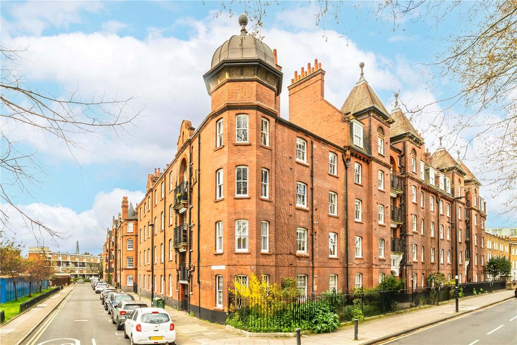 Property photo 1 of 9 Exterior