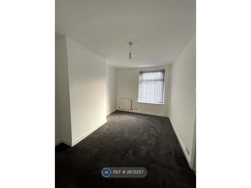 Property photo 3 of 7 Bedroom-1