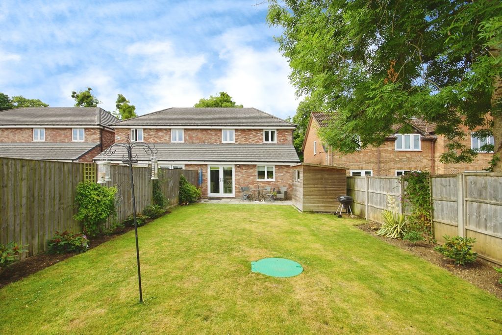 Property photo 2 of 23 Photo