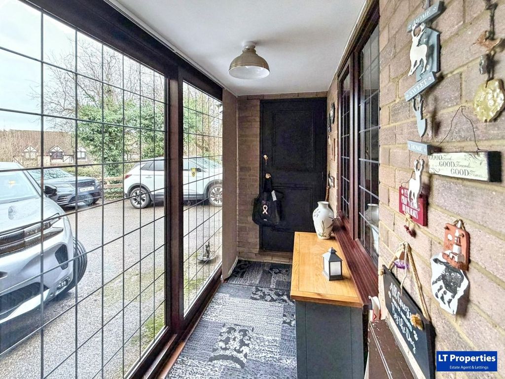 Property photo 2 of 24