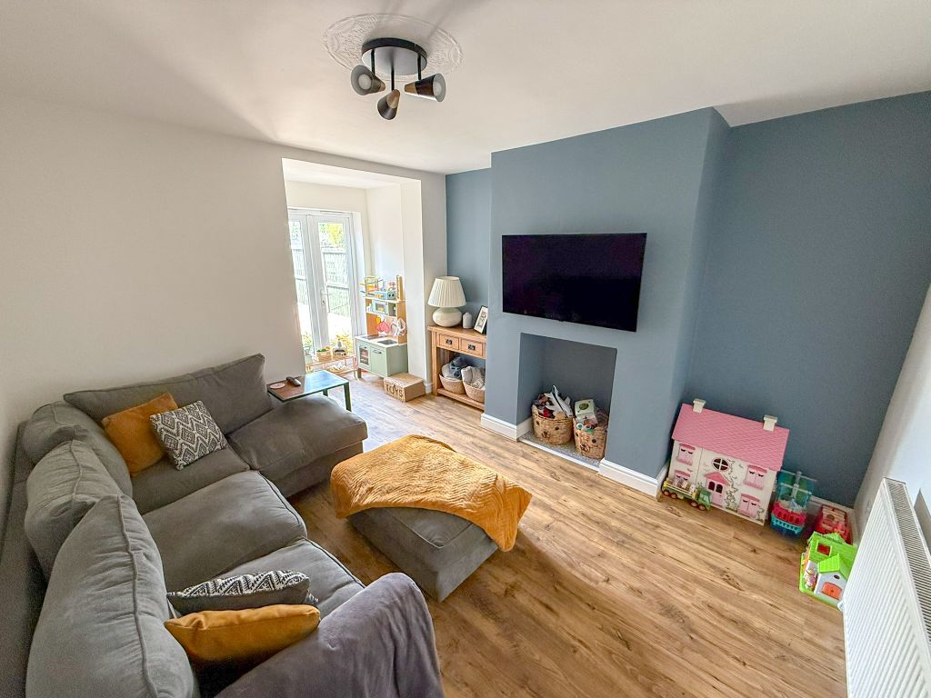 Property photo 2 of 19 Img_2990