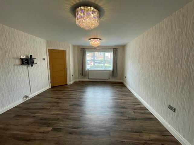 Property photo 2 of 11 Living Room