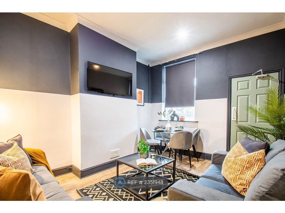 Property photo 1 of 31