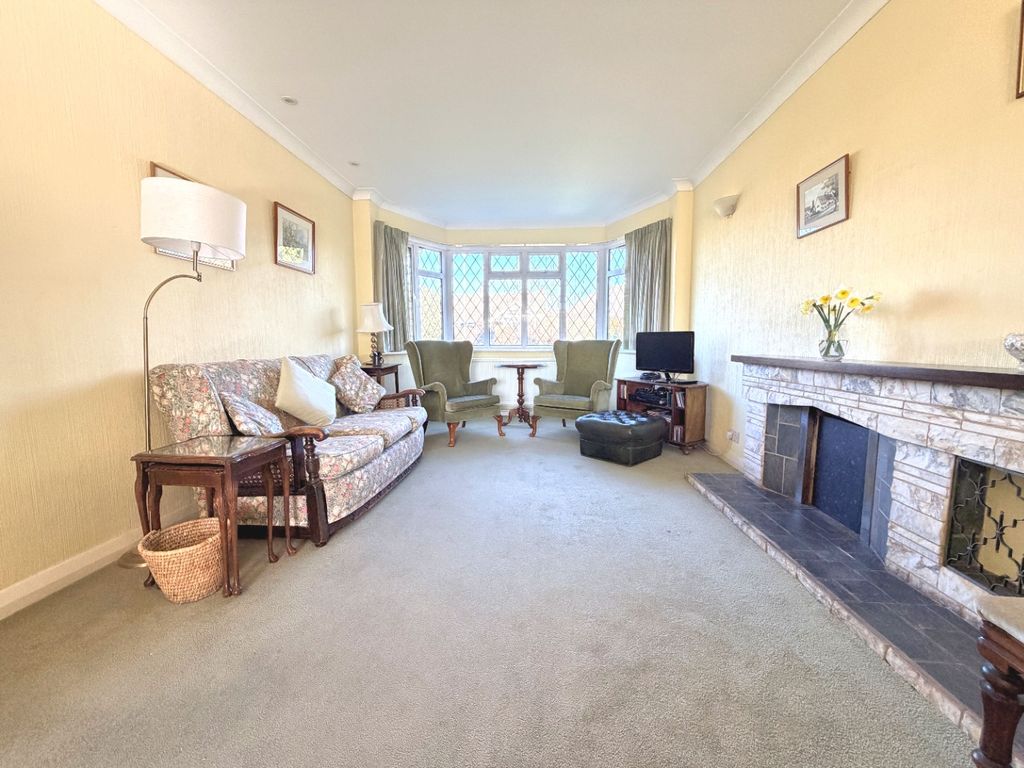 Property photo 3 of 16 4976455