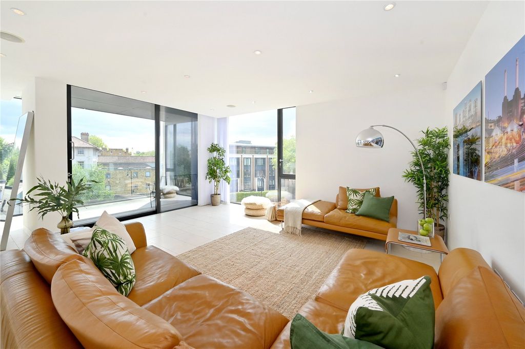 Property photo 1 of 12 Picture No. 02