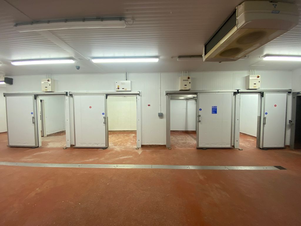 Property photo 3 of 4