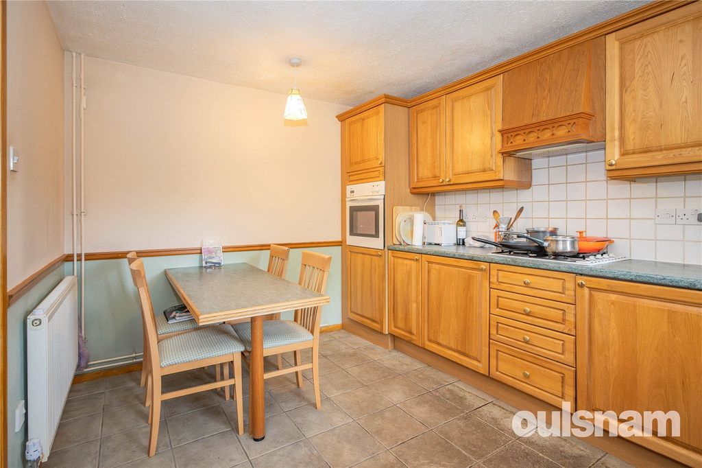 Property photo 3 of 17 Picture No. 01