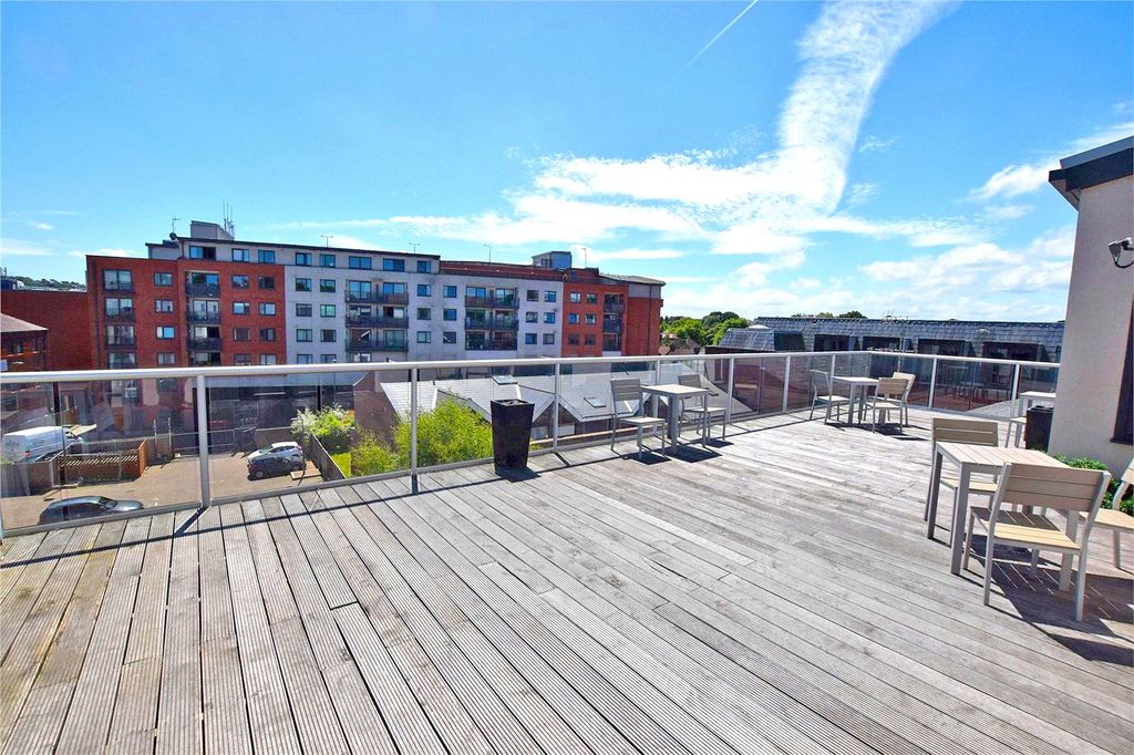 Property photo 2 of 7 2