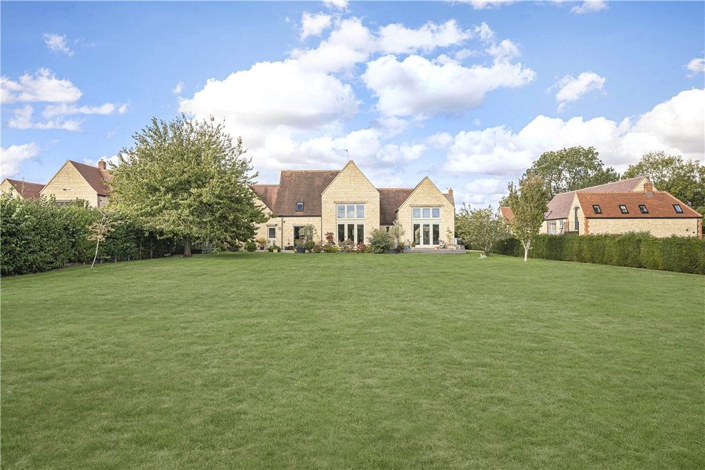 Property photo 1 of 32 Picture 1