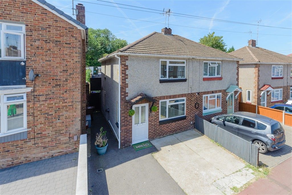 Property photo 1 of 11 External Web