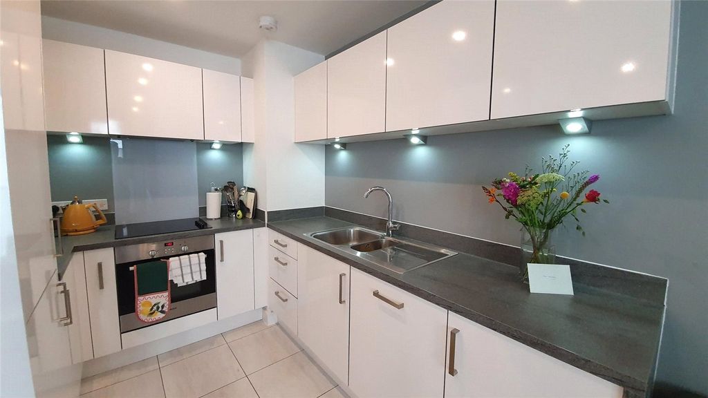 Property photo 3 of 9 Picture No. 04