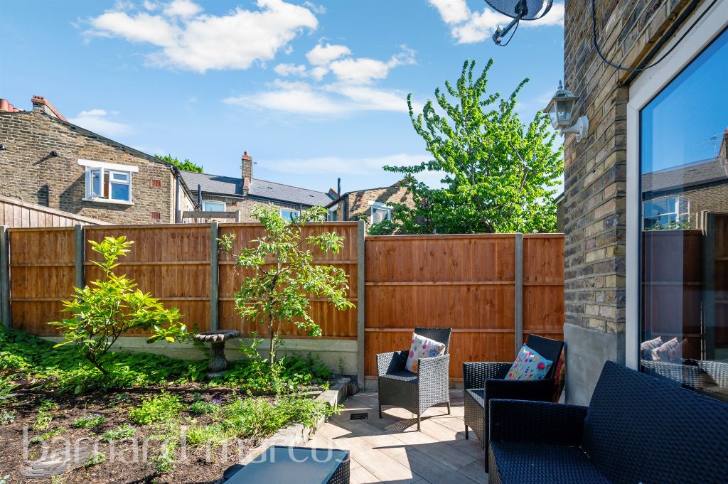 Property photo 3 of 16