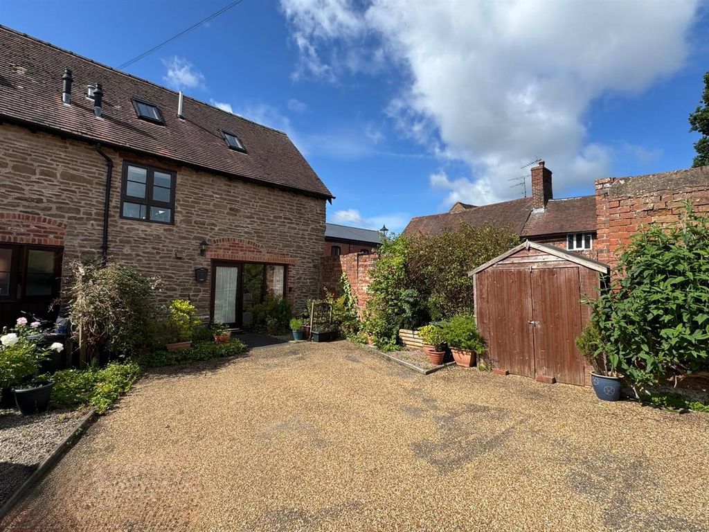 Property photo 2 of 13