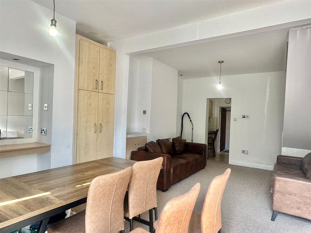 Property photo 1 of 11 Picture No. 18