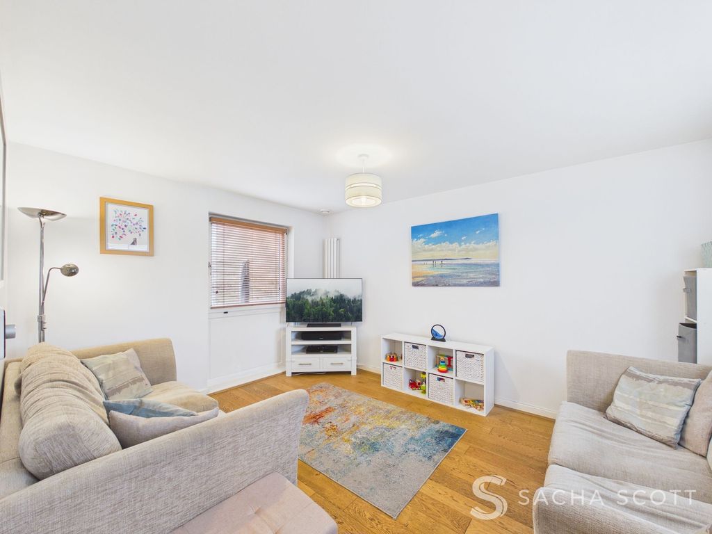 Property photo 2 of 32 Living Room