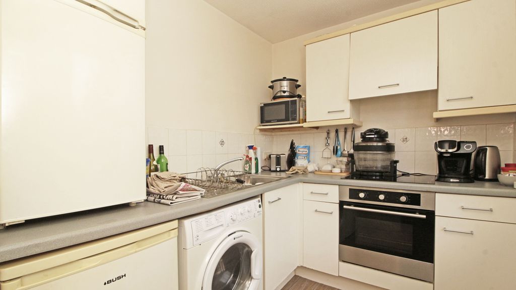 Property photo 3 of 10