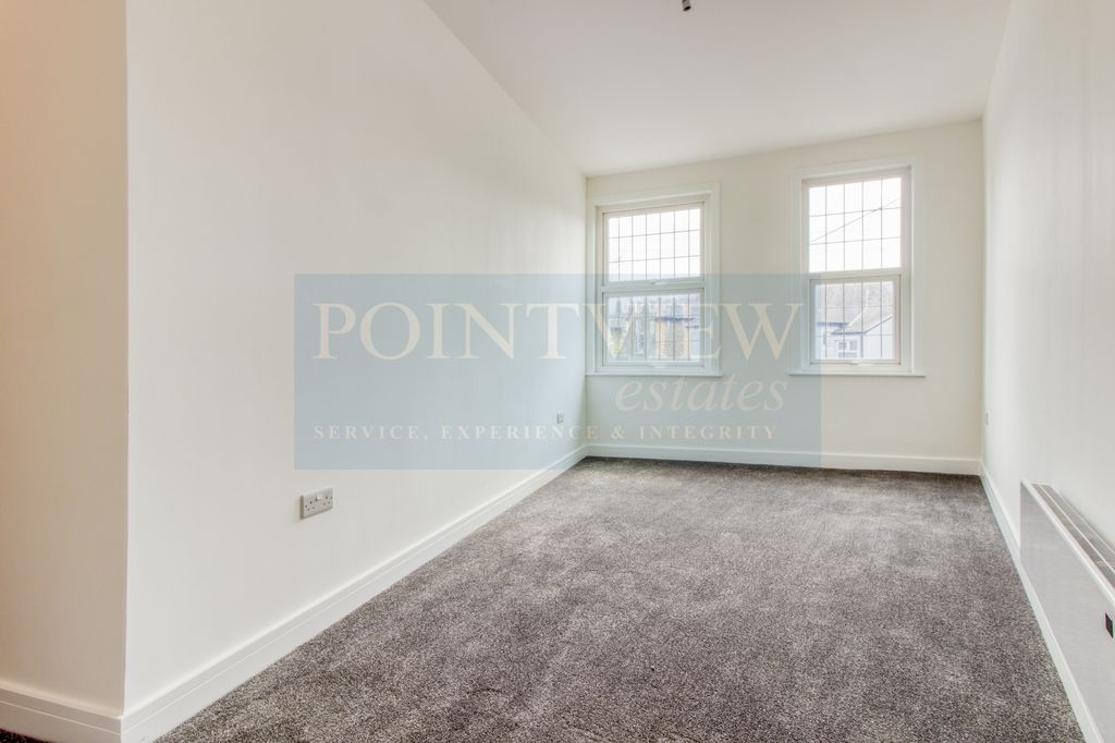 Property photo 1 of 7 Photo 6