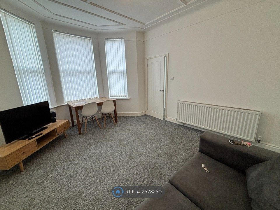 Property photo 3 of 9