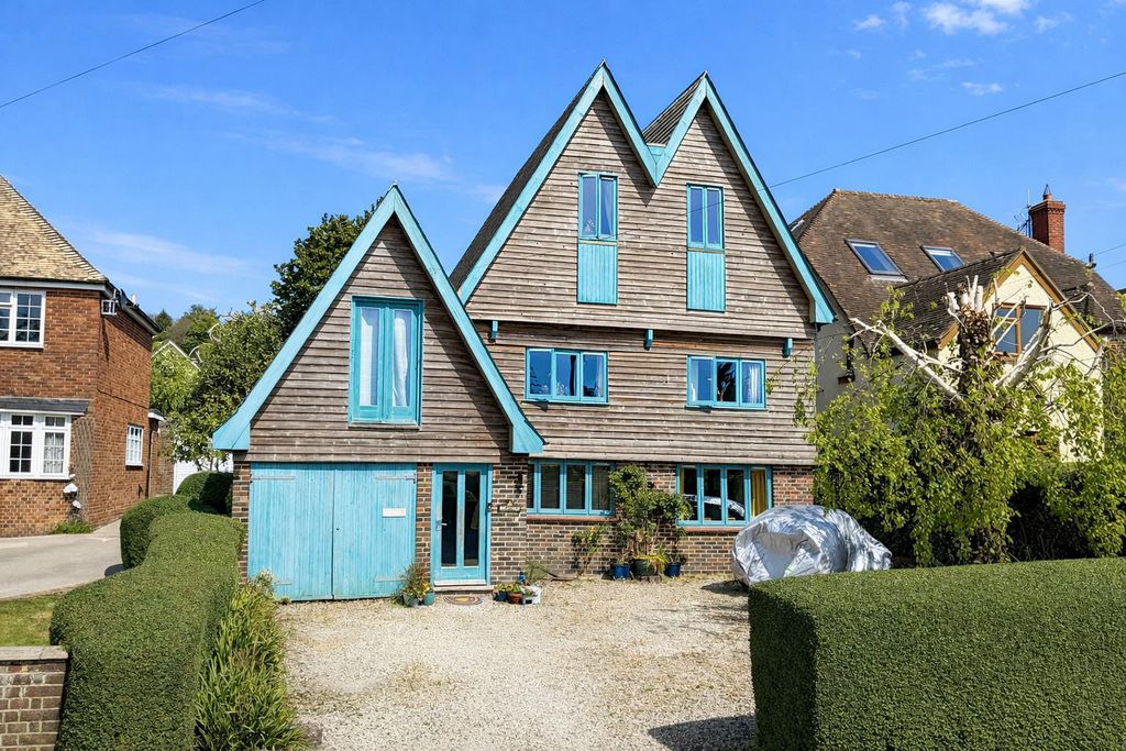 Property photo 1 of 19