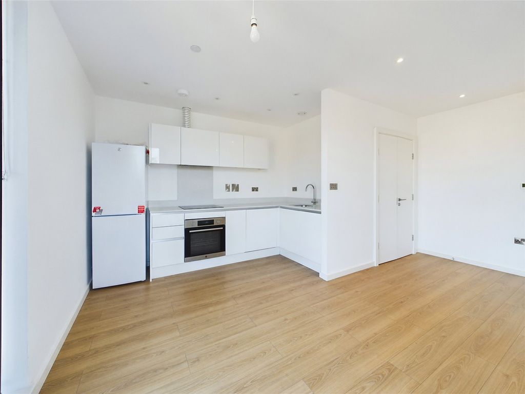 Property photo 3 of 13 Picture No. 24